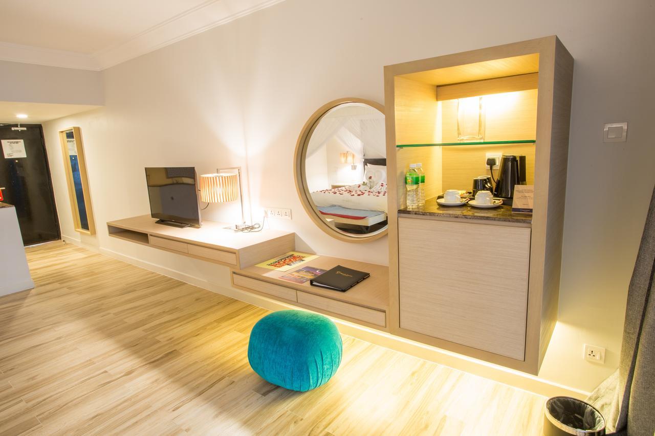 Sand & Sandals Desaru Beach Resort & Spa מראה חיצוני תמונה A room at the hotel